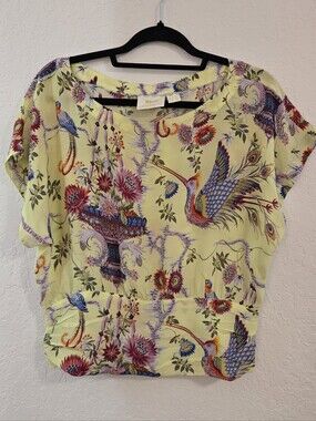 Maeve Anthrpologie Floral Bird Print Short Sleeve Top Silky Colorful Tropical